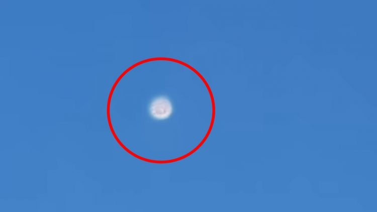 PIA pilot spots UFO. Maybe not