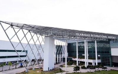 Islamabad airport witnesses rush of travellers to UK due to April 9 deadline